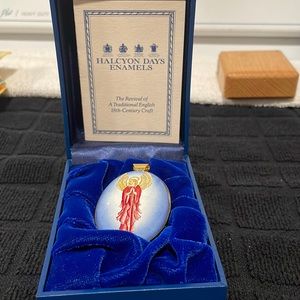Halcyon Days Enamels Angel pendant